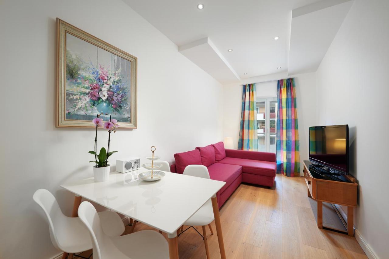 35Qm Deluxe Apartment Suites Im Stil Design Hotel Vosteen Naehe Der Kaiserburg 뉘른베르크 외부 사진
